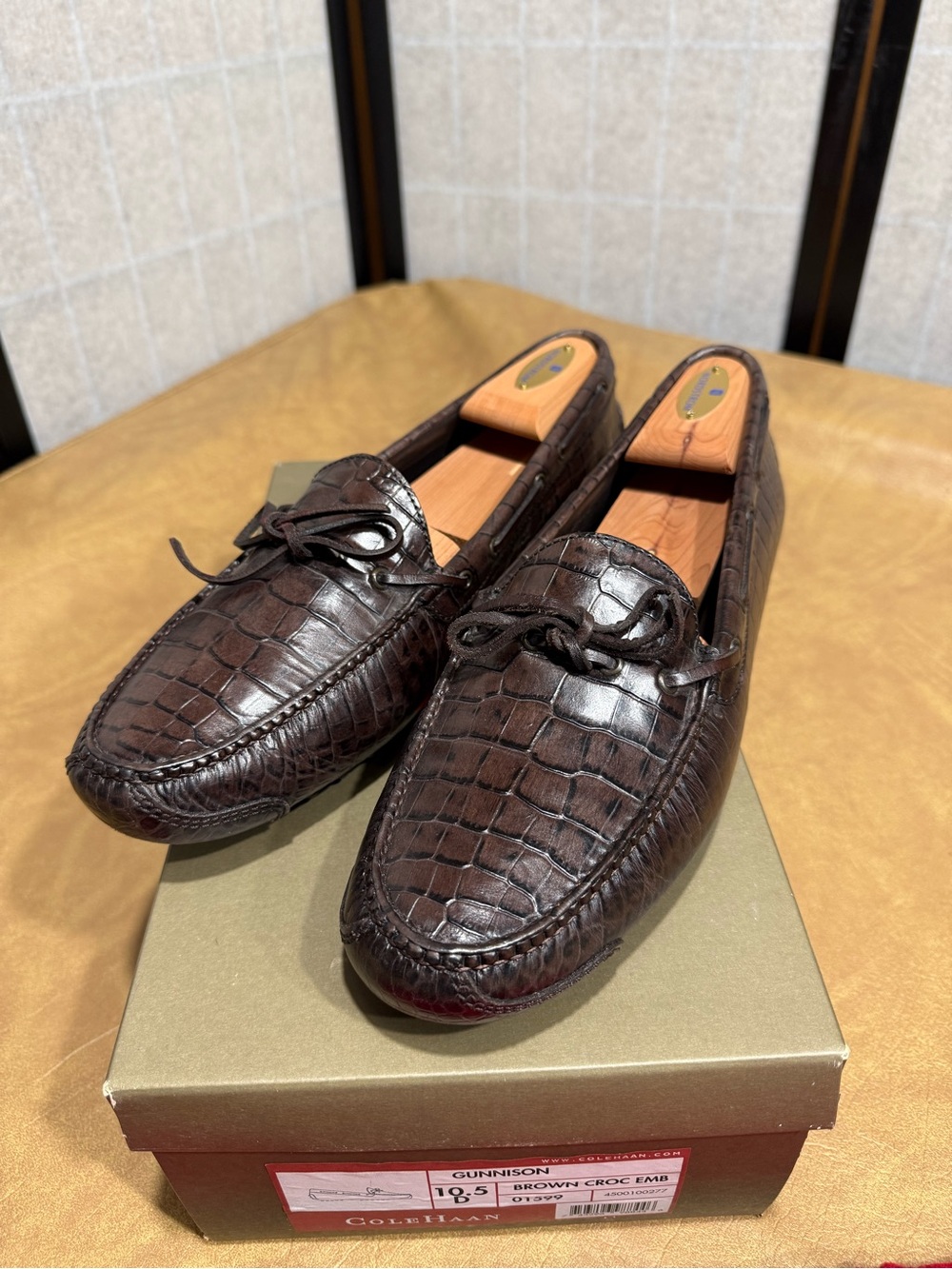 Cole Haan Men’s Dark Brown Croc-Embossed Leather Tassel Loafers